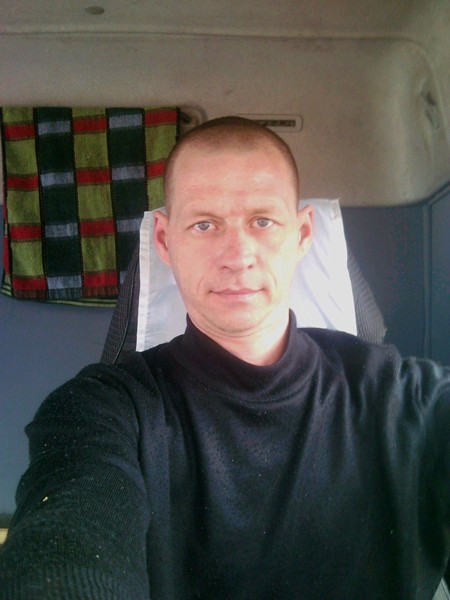 Володя Маричанов