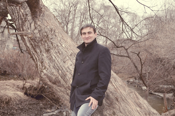 Юрий Султанов