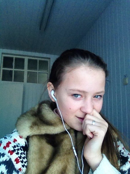 Яна Cкипач