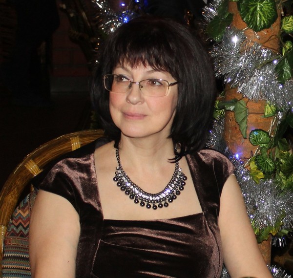 Елена Жукова