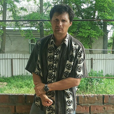 Алексей Холошенко