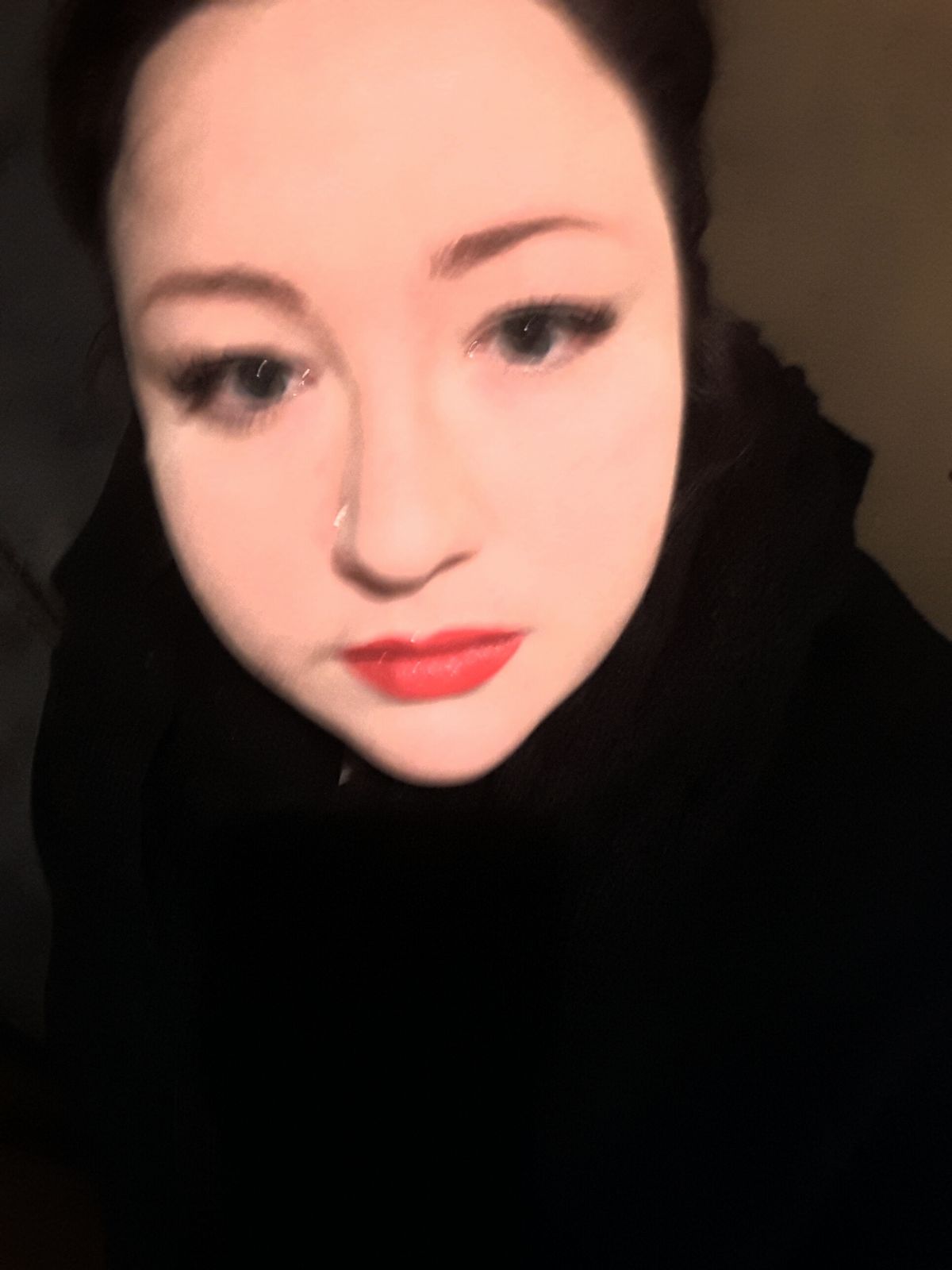 Женя Пирова