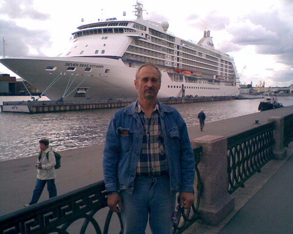 Аркадий Запорожец