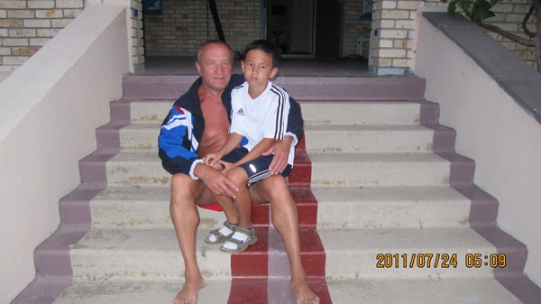 Юрий Сноз