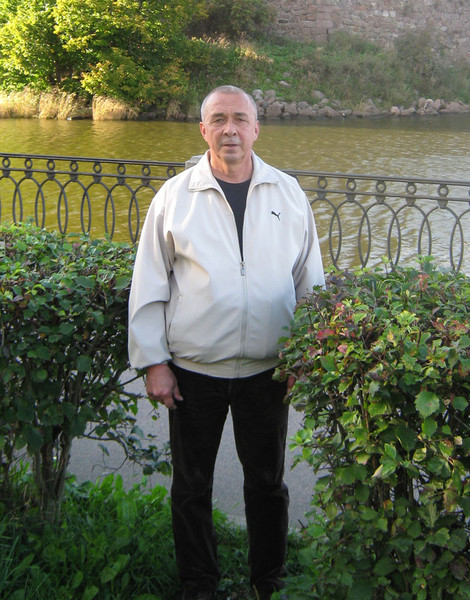 Станислав Колесников