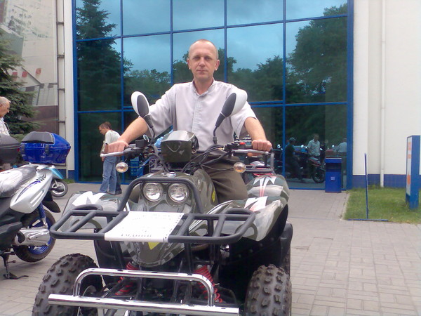 Анатолий Кисель