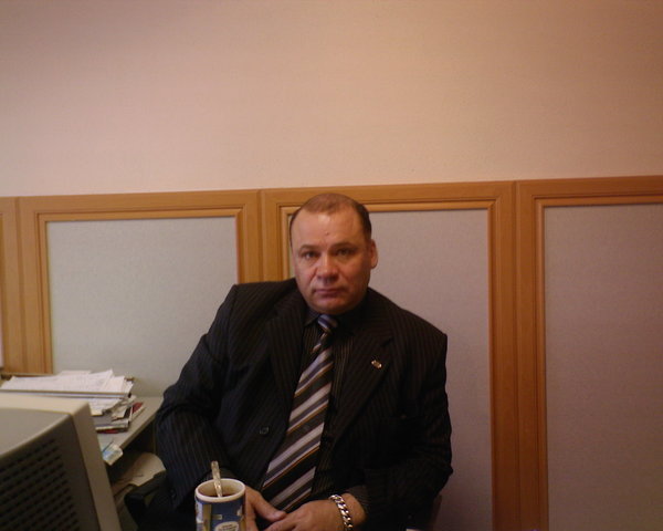 Вик Иванов