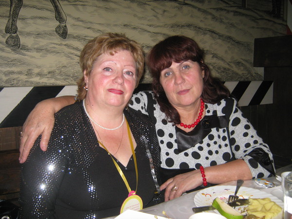 Нина Попова