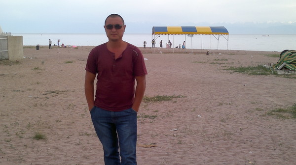 Бектур Болотов