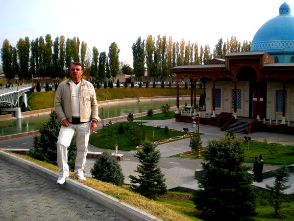 Геннадий