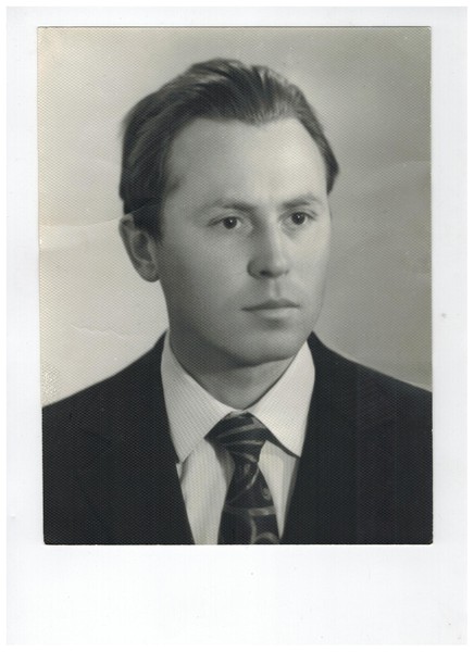 Альберт Старцев