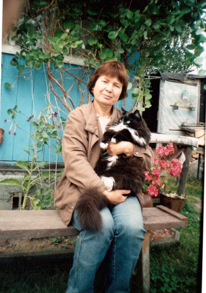 Людмила Полякова