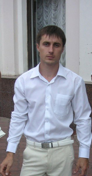 Евгений Шарапов