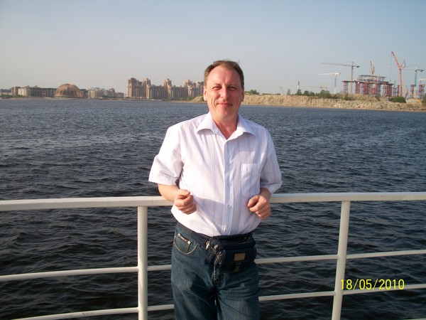 Михаил Леонтьев