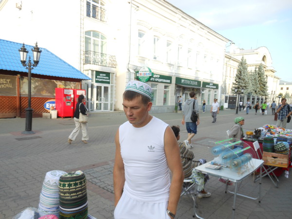 Александр Зотов