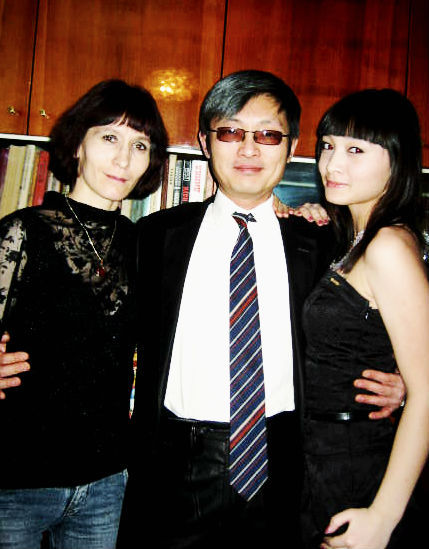 Женя Хван