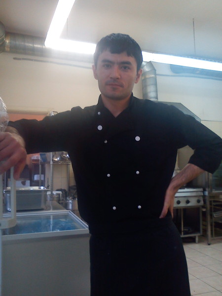 Максуд Сапаев