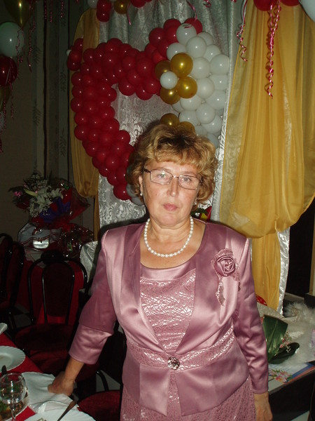 Нина Тихонова