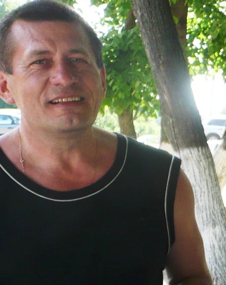 Саня ****