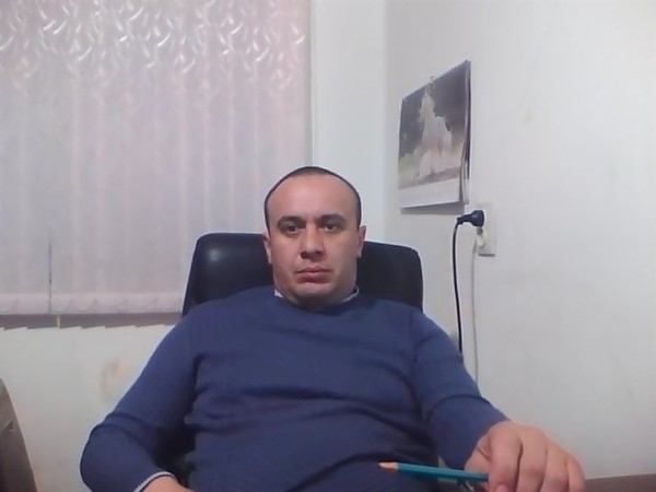 Альбек Карачаев