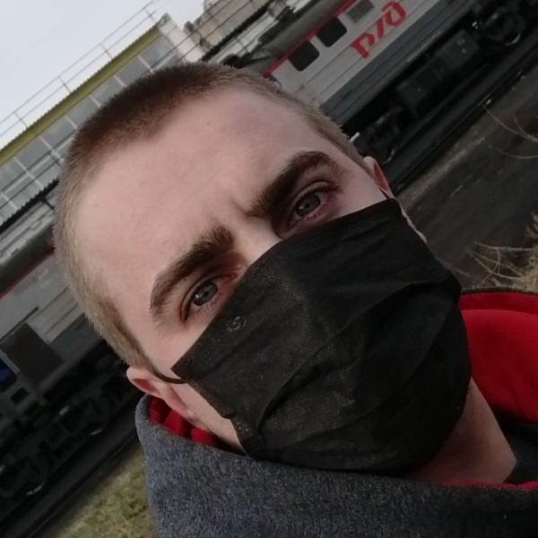 Максим Яшин