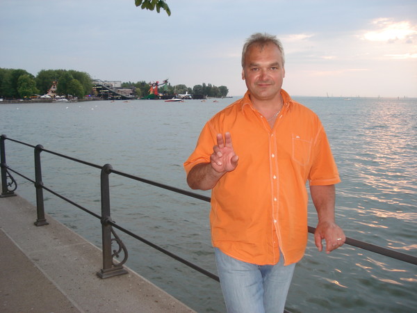 Александр Старостенков
