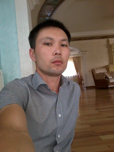 Rasul Tlevov