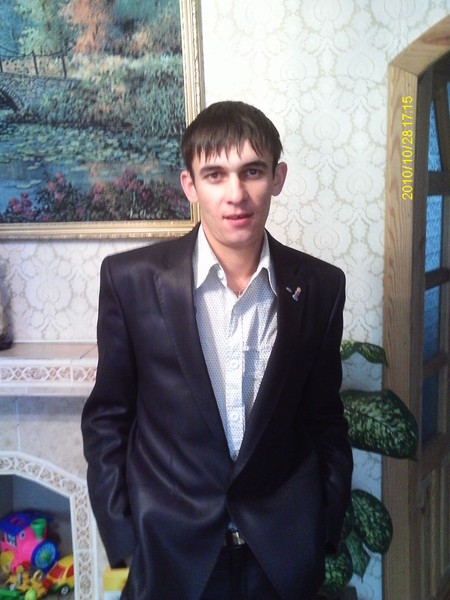 Александр Васильев