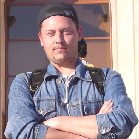 Виталий Морозов
