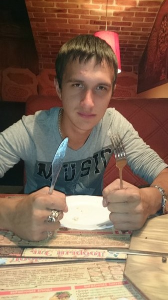 Виктор Захаров