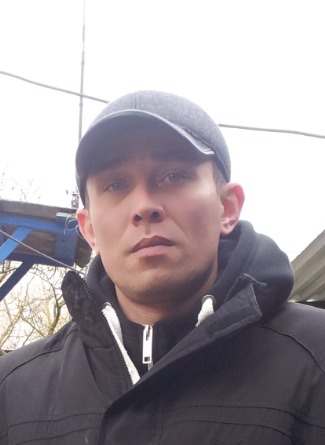 Александр Николаев