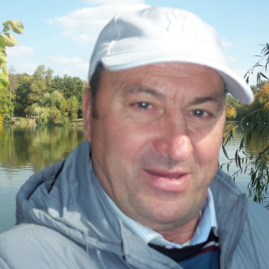Александр Мельник