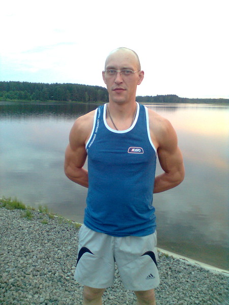 Дмитрий Наумов