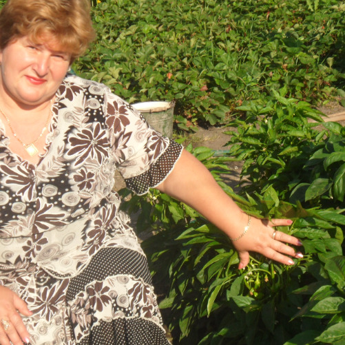 Нина Конопляна