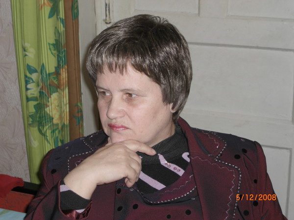 Вера Дёмина