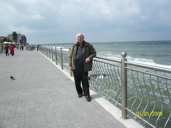 Виталий Ермолаев