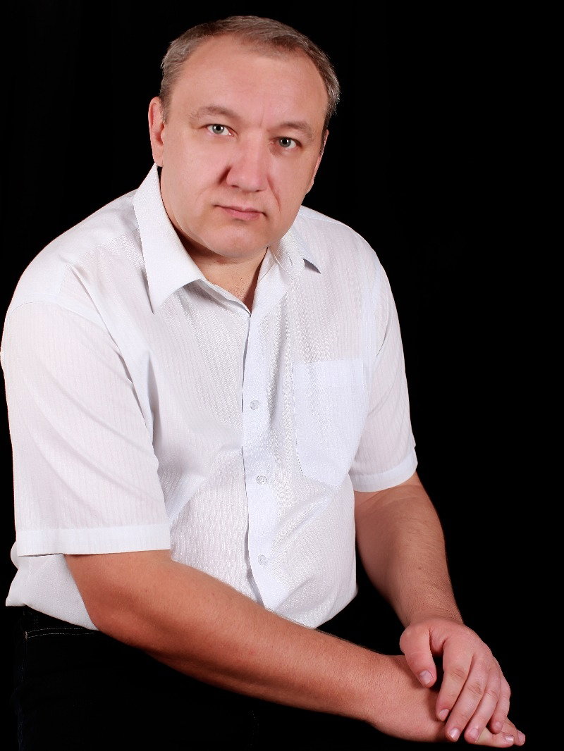 Константин Наумов
