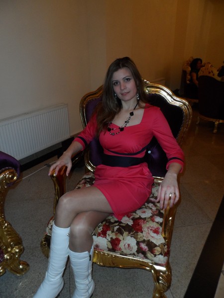 Елена Лека