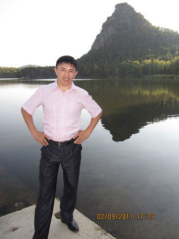 Жанатбек Муканов