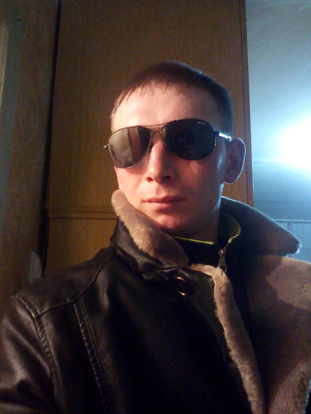 Витек Попов