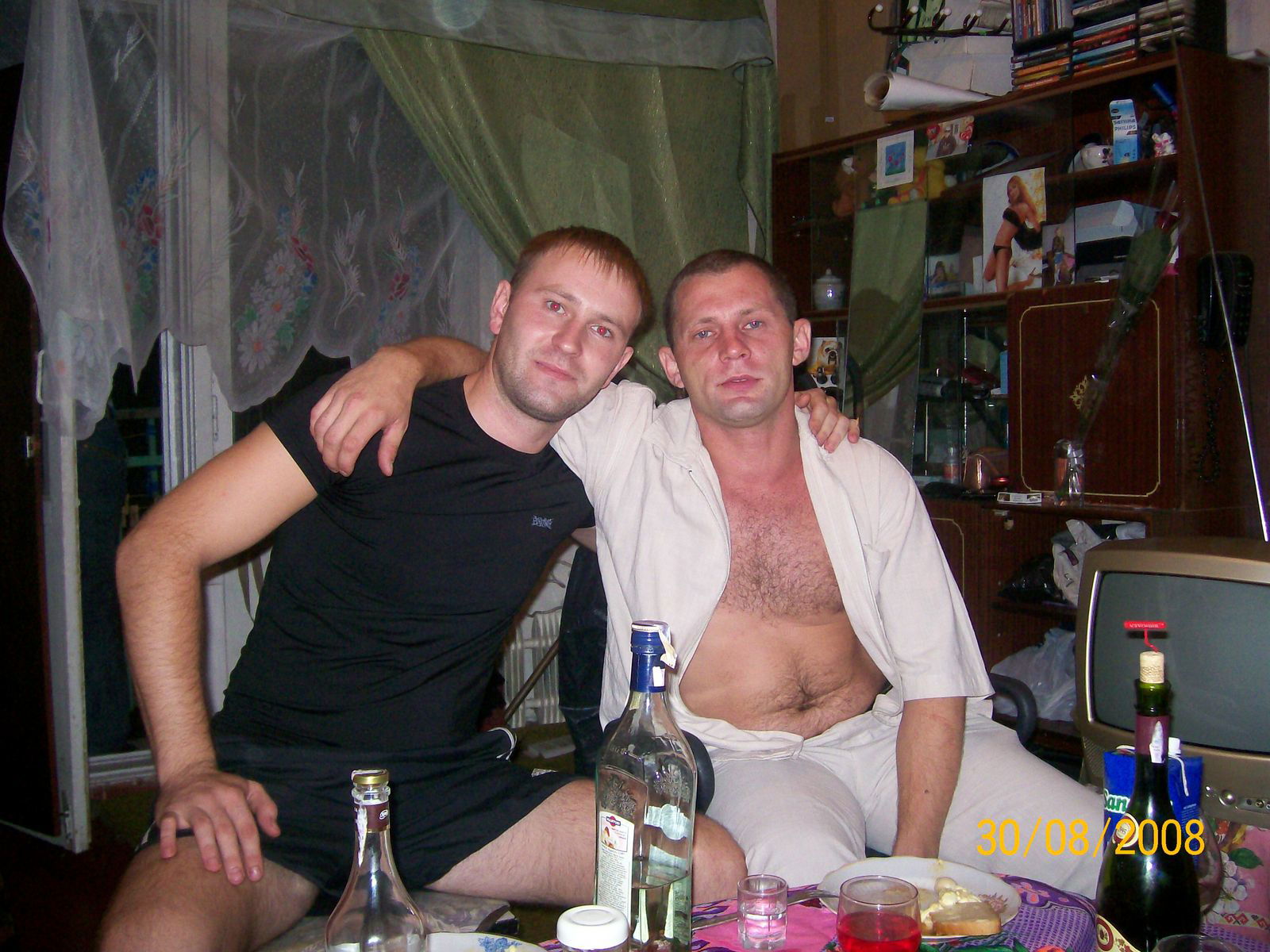 РОСТИСЛАВ Б