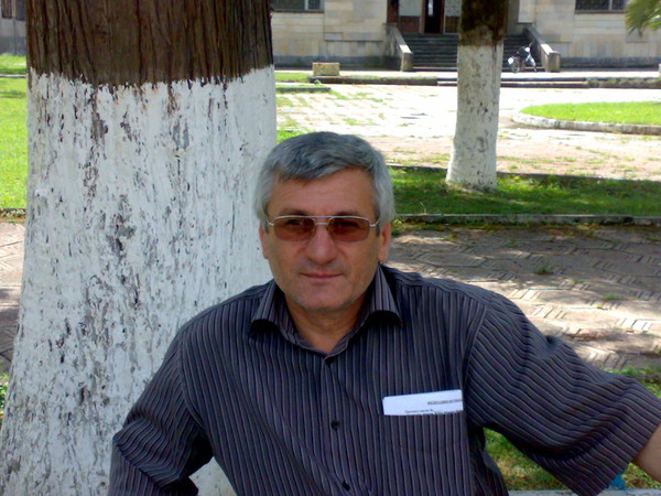 Беслан Гуния