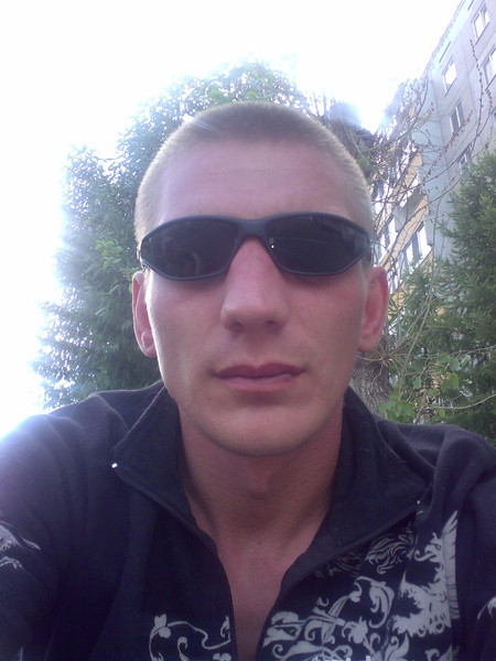 Роман Бакуменко