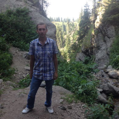Дмитрий Макаров