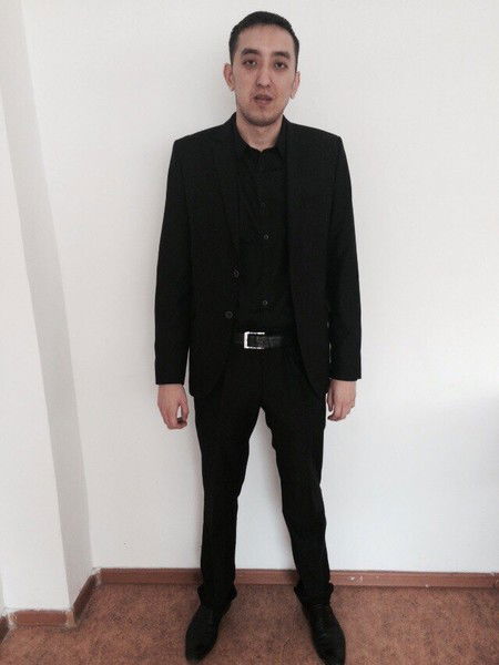 Адiлхан Сапарбеков