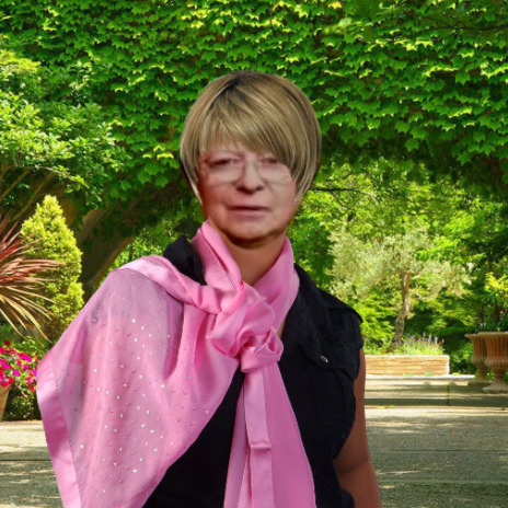 Лариса Полуянова