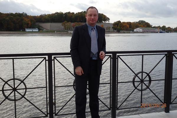 Юрий Цветков
