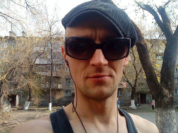 Толик Великанов