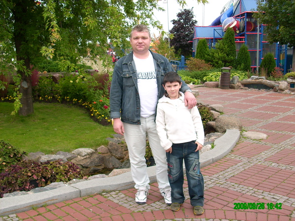 Arnoldas. Azelionis.