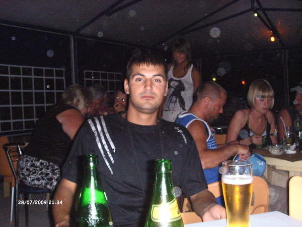Юрий Иванов